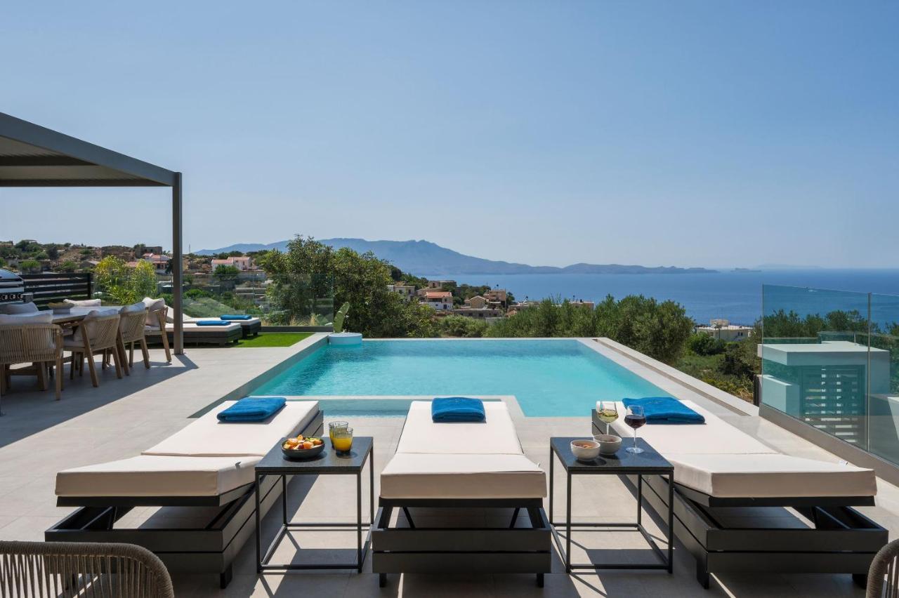 Villa Ekphrasis With Sea View And Jacuzzi Ravdhoúkha Zewnętrze zdjęcie
